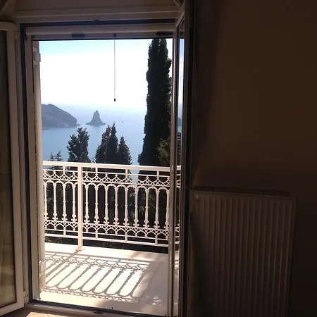 Stella's Apartment